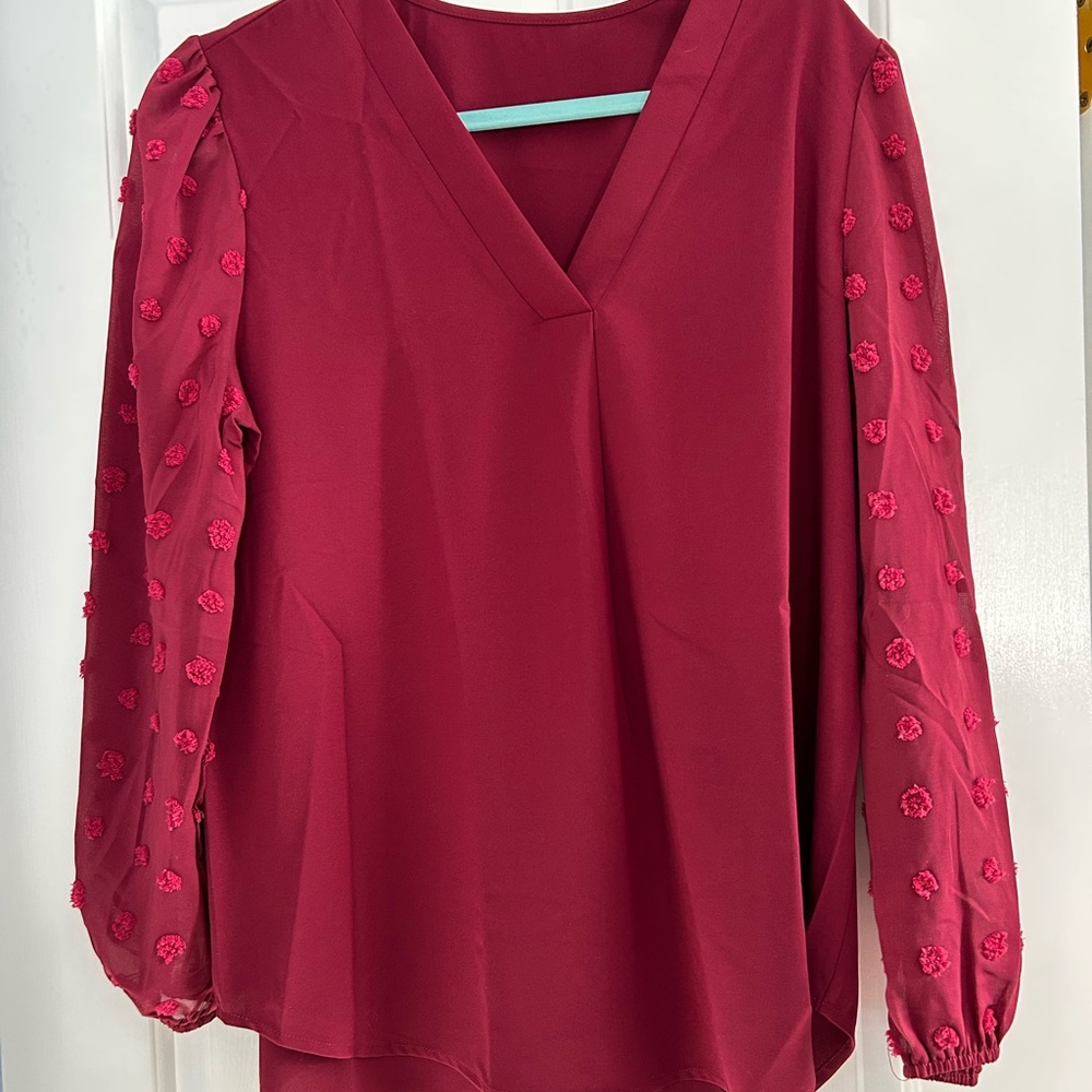 Chic V-Neck Blouse with Textured Sleeves